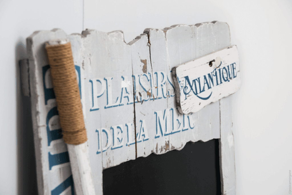 détail déco plaisir de la mer sur la côte atlantique du airbnb atypique Grain de Sel à Bouin, dans le nord ouest vendéen